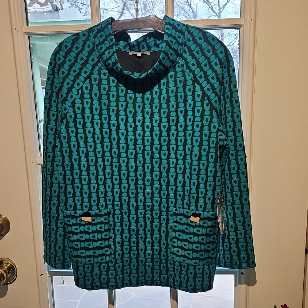 Stylish Turquoise and Black Women's Habitat Top